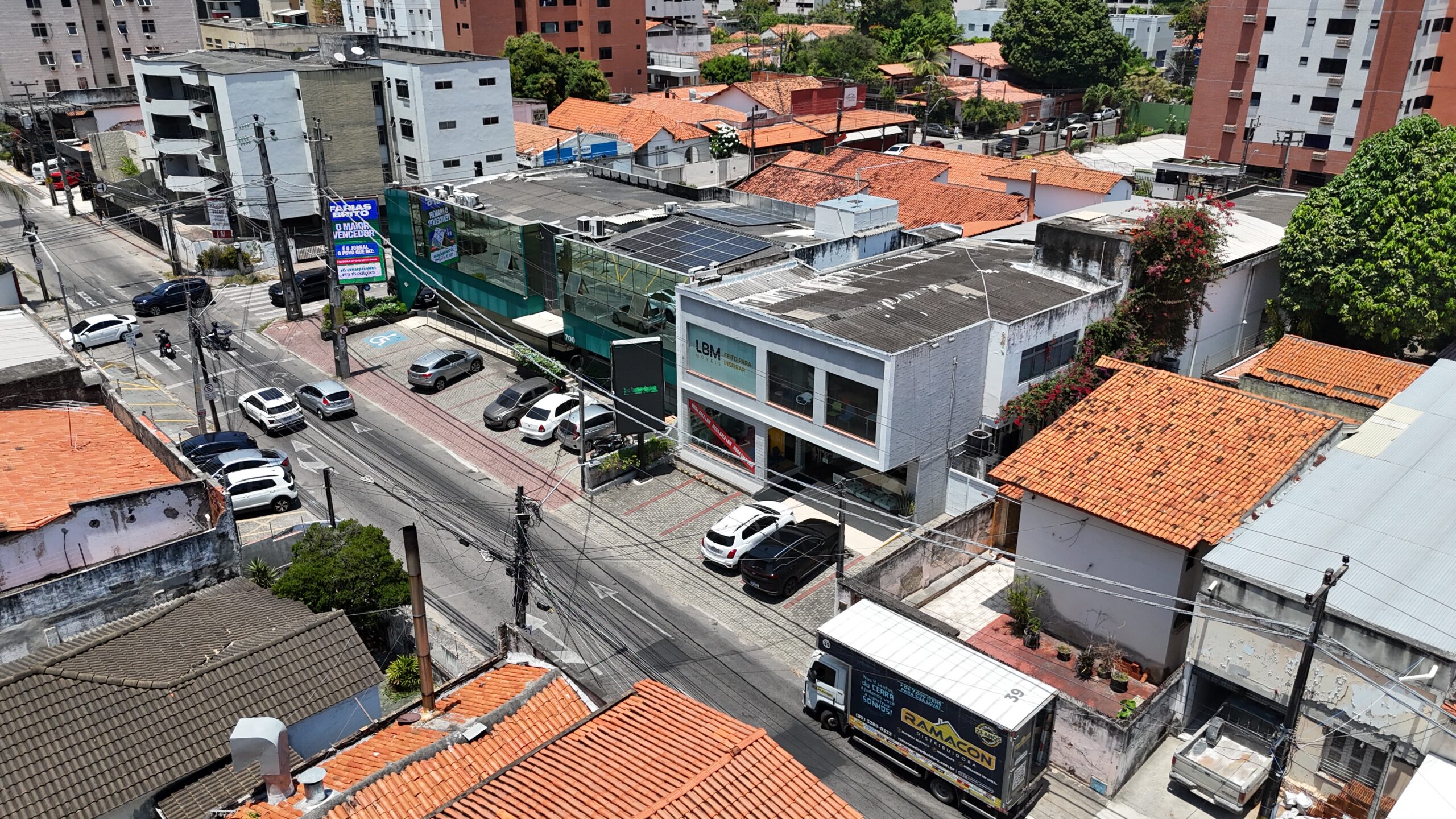 Av. Torres Câmara